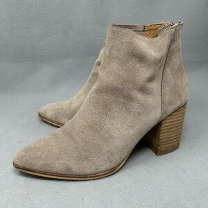 Steve Madden Jillian Ankle Boots Womens Size 6.5M Taupe Suede Leather Back Zip